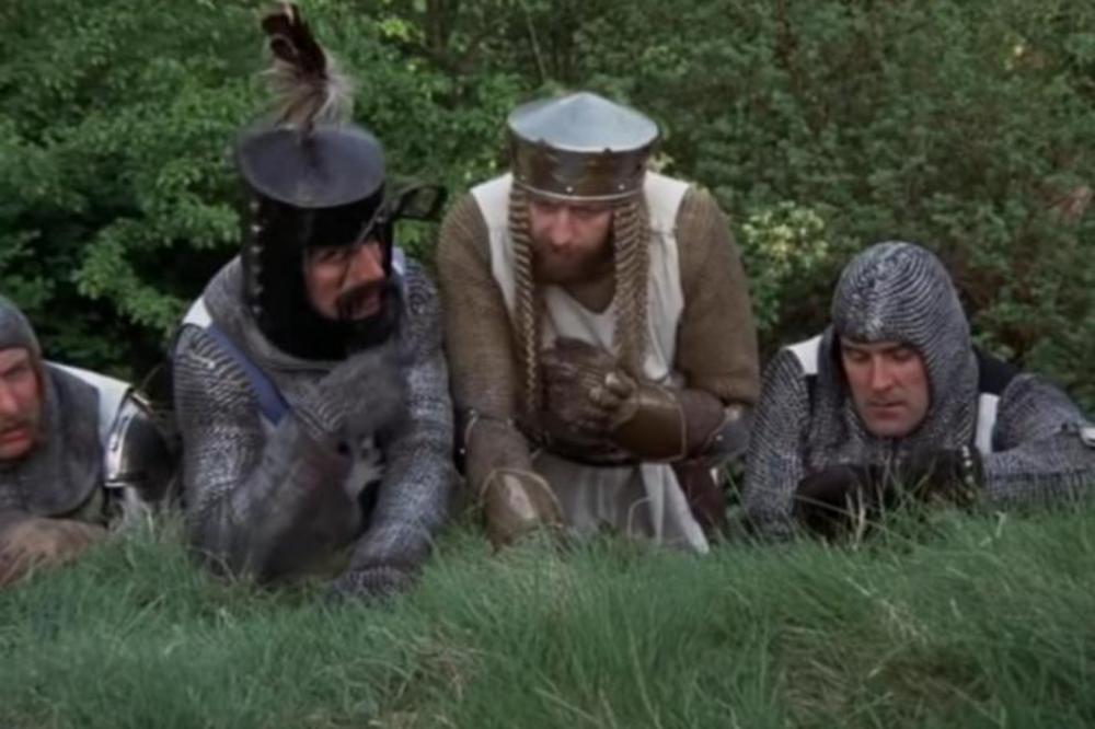 PREMINULA ZVEZDA MONTI PAJTONA: Ceo svet u suzama (VIDEO)