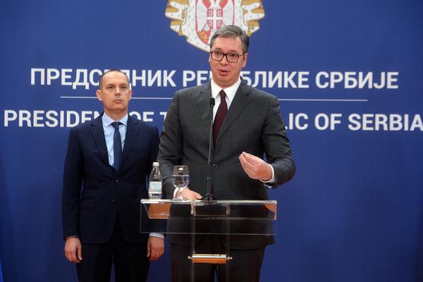 ALEKSANDAR VUČIĆ ČESTITAO GRAĐANIMA SRBIJE NOVU GODINU: Predsednik je imao ove želje za svoj narod u 2020. godini!