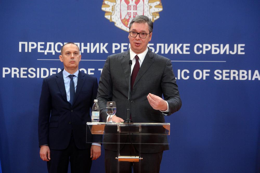 ALEKSANDAR VUČIĆ ČESTITAO GRAĐANIMA SRBIJE NOVU GODINU: Predsednik je imao ove želje za svoj narod u 2020. godini!