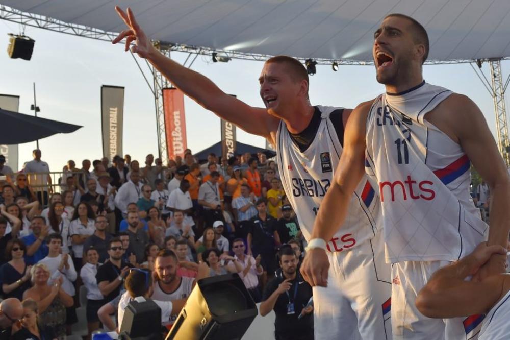 SRBI, NAVALITE! FIBA bira potez decenije, srpski majstor u konkurenciji!