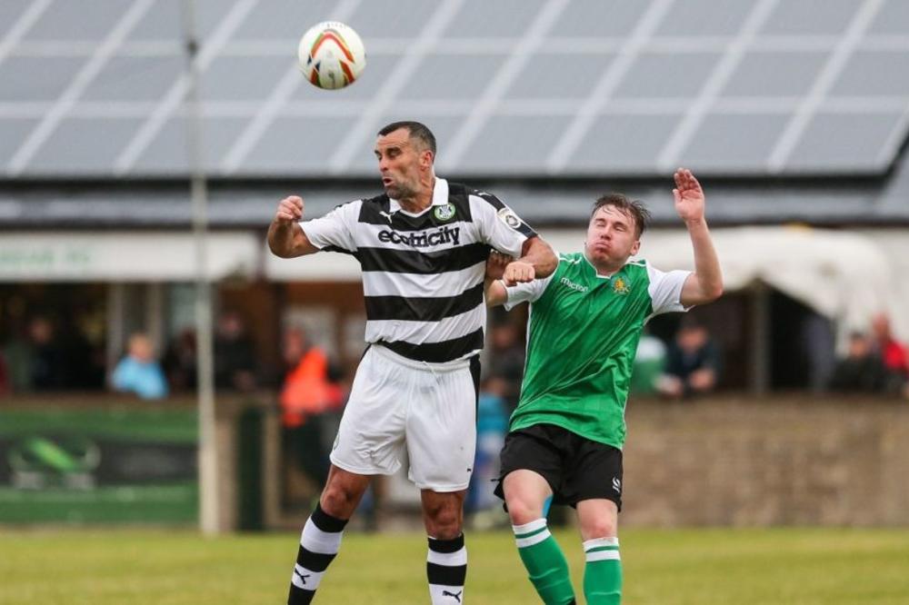 MISTERIOZNA SMRT ENGLESKOG FUDBALERA U NOVOGODIŠNJOJ NOĆI: Policija istražuje sve okolnosti, ima sumnje!