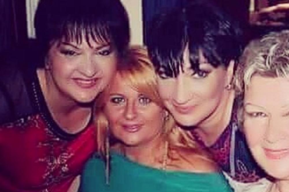 FUNTINJORA FUNTA LUNGA JE PRAVO IME I PREZIME NAŠE POZNATE PEVAČICE: 46 godina se krila iza UMETNIČKOG imena!