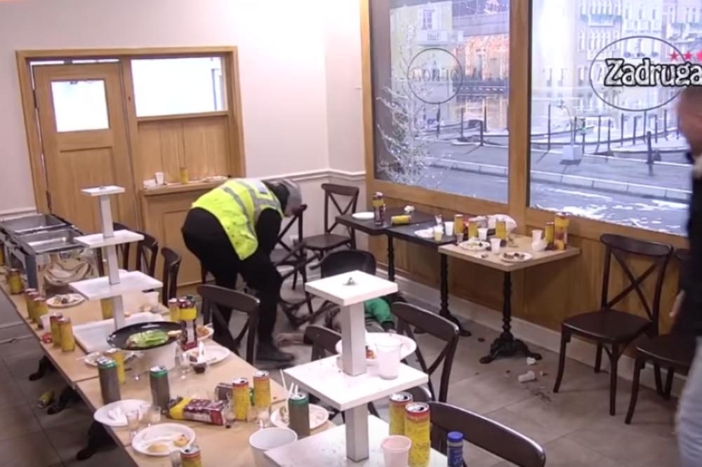 BORA SANTANA PIJAN KAO LETVA PAO U NESVEST: Sve porušio pred sobom! Jedva ga povratili! (VIDEO)