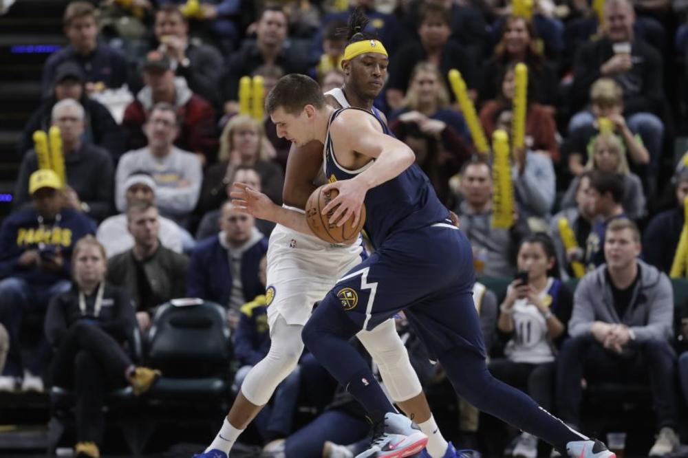 JOKIĆ POSLE 2 GODINE IMAO NULA ASISTENCIJA: Na poluvremenu imao samo 2 poena, a onda se raspucao iz svih oružja!