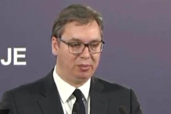 VUČIĆ SE OGLASIO IZ HELIKOPTERA KOJI JE UPAO U NEVREME: Detalji drame iznad Bosne!