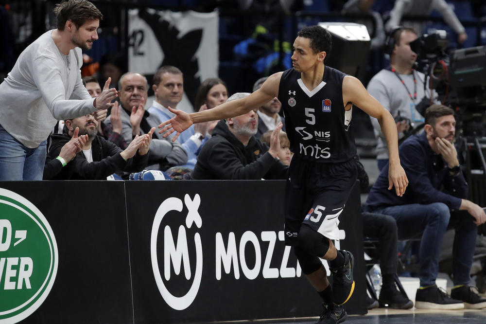 PARTIZAN SAVLADAO MORNAR U ARENI: Crno-beli u dobroj formi, neka se spreme Sale i Teo!