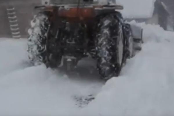 DRAMA U SRBIJI: Evakuisano je već 40 ljudi zbog SNEŽNOG NEVREMENA