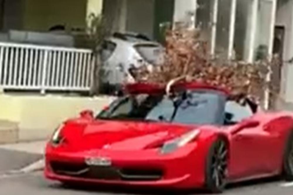 SRBIN JE PROŠLE GODINE VOZIO BADNJAK U FERARIJU: Zbog onoga što je uradio ove, SVI BRUJE O NJEMU! (FOTO)