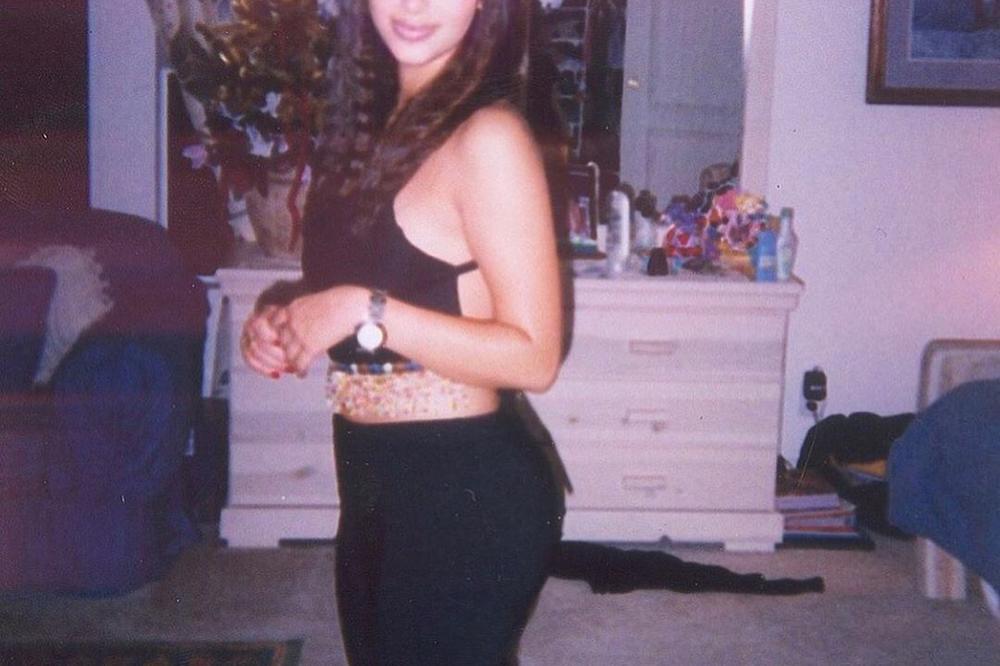 OGLASILA SE STARLETA NAKON SKANDALA DA JE MUŽ VARA SA MUŠKARCEM! Jeca i oprašta se! (VIDEO)