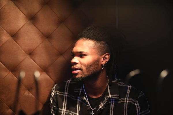 HRANU OBOŽAVAM, POSEBNO ĆEVAPČIĆE, ALI ČOVEČE, JEDNU STVAR BAŠ MRZIM: Volden otkrio šta mu najviše smeta u Beogradu