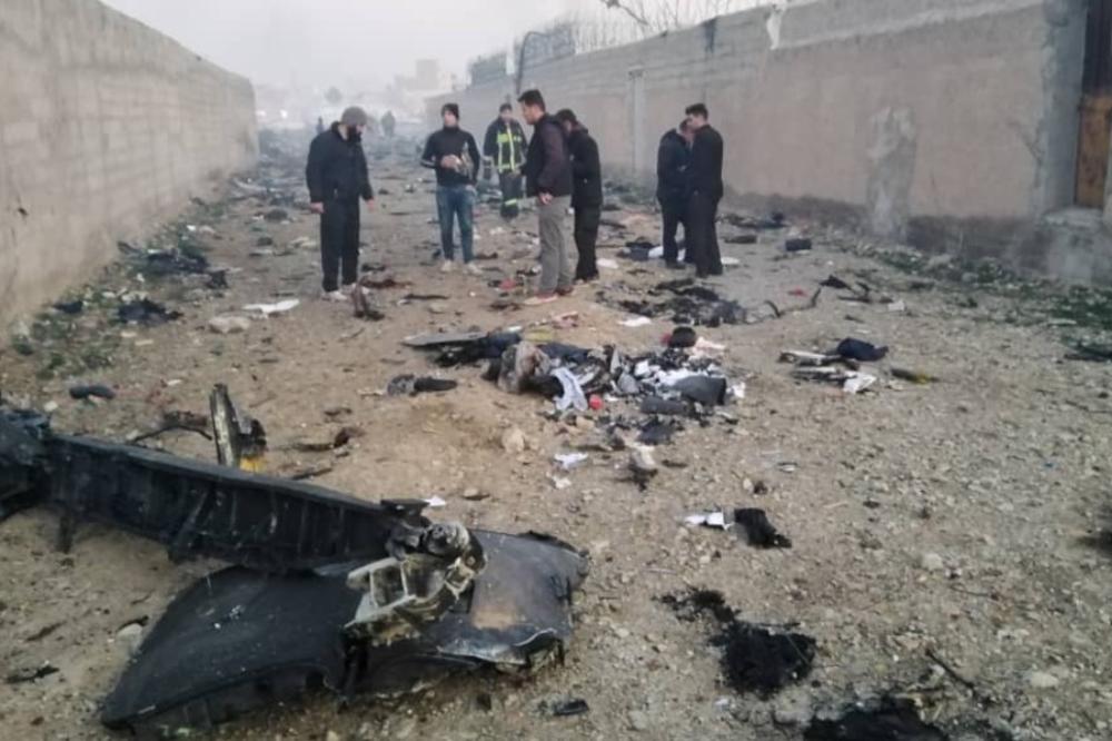 AVION JE IPAK OBOREN? Ukrajina POVUKLA saopštenje da je uzrok PADA tehnički kvar!