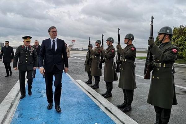 VUČIĆA DOČEKALA POČASNA GARDA U ISTANBULU: Pušta se u rad TURSKI TOK, a VAŽNI i RAZGOVORI sa PUTINOM i ERDOGANOM
