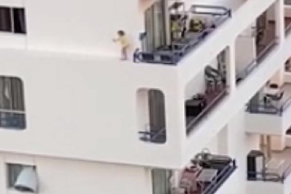 KOMŠIJA JE SNIMAO KROZ PROZOR DEVOJČICU PREKOPUTA! Kada je naknadno pogledao VIDEO, samo što se nije ONESVESTIO!