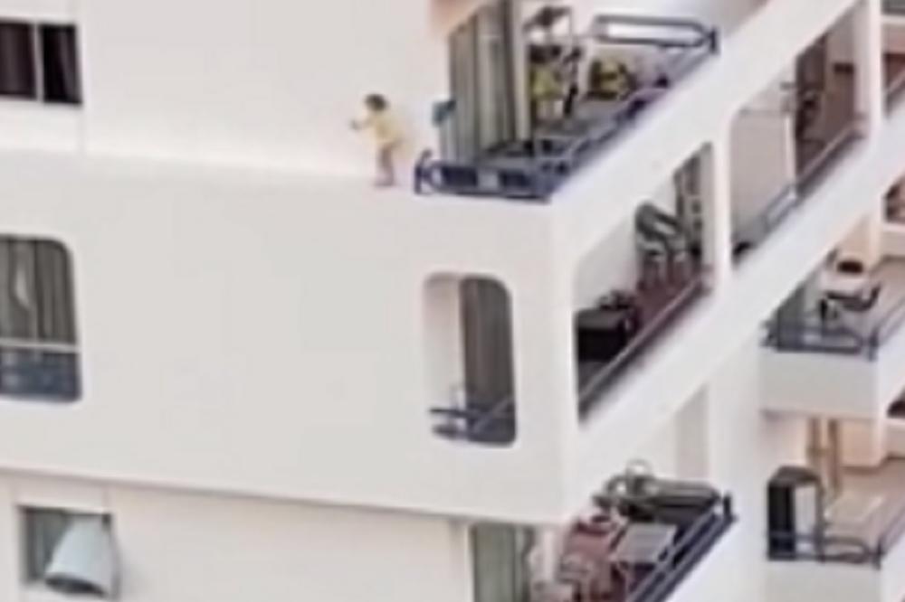 KOMŠIJA JE SNIMAO KROZ PROZOR DEVOJČICU PREKOPUTA! Kada je naknadno pogledao VIDEO, samo što se nije ONESVESTIO!