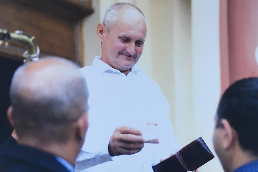 ZA UBISTVO KOMŠIJE ODLEŽAO 3 MESECA ZATVORA?! Ubio Ljubišu iz pištolja, pa iscenirao SAMOODBRANU