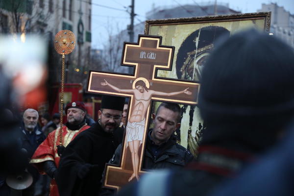 SRAMNO PISMO NOVINARA KOJI PODRŽAVA MILA: Pozvao premijera CG Markovića da se NASILNO obračuna sa SRBIMA!