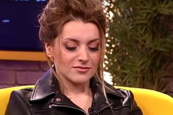 PRESMEŠNO! ANĐELKA PRPIĆ SE IZBLAMIRALA DO DASKE: Pomešala muža Nataše Ninković sa poznatim glumcem!