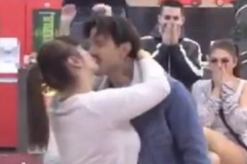 FILIPOV OTAC POPLJUVAO MILJANU KULIĆ, ŽELUDAC DA TI SE OKRENE! OPLEO: Moli sina da se SKLONI OD NJE, pa VREĐA!