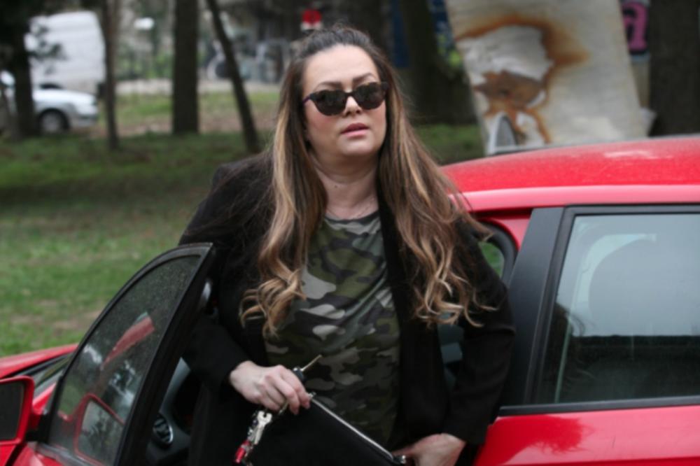 IVANA PETERS BILA U KONTAKTU SA ĐORĐEM DAVIDOM! Goca Tržan u PANICI: Ivana ima problema sa SRCEM, hitno na TEST!