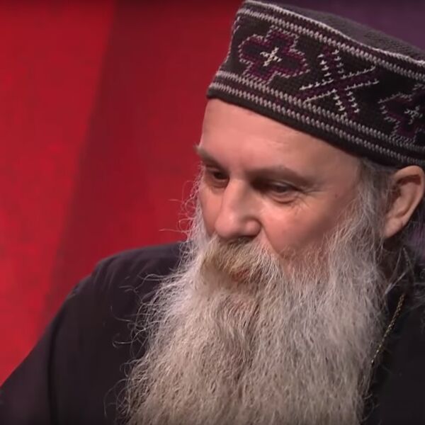 ''NARAVNO DA SAM SE VAKCINISAO, POBOGU!'' Vladika Jovan poslao JAKU PORUKU SVIM ANTIVAKSERIMA!