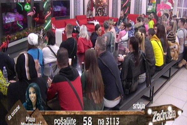 ZNALI SMO DA PUŠE U WC-u, ALI DA ĆE DA UZMU OVO DA RADE NIKO NIJE OČEKIVAO: Najgadniji PRIZOR IKADA VIĐEN u Zadruzi