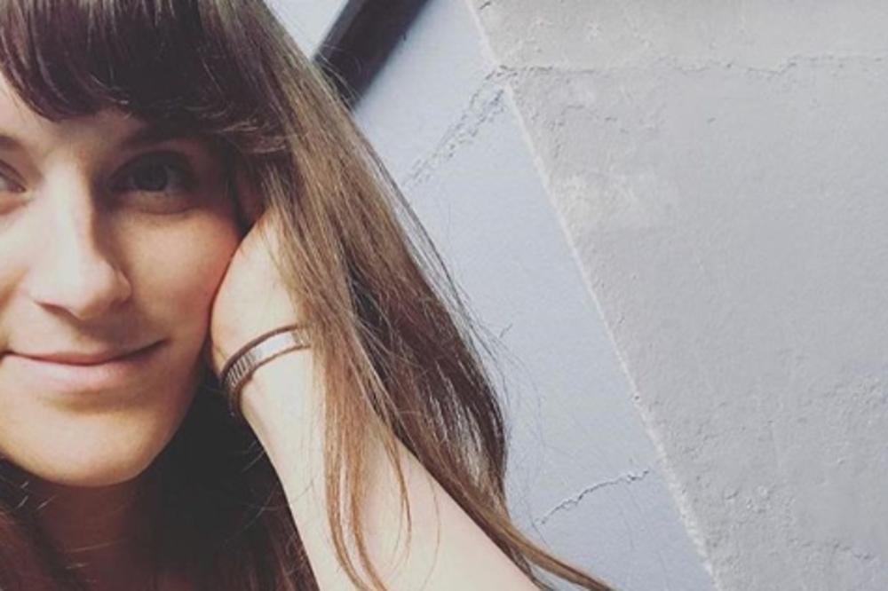 ODLUČILA JE DA PRESTANE DA NOSI GAĆICE: Ova žena tvrdi da joj se odmah desilo ovih 5 PROMENA!