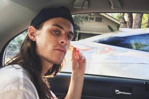 UMRO GLUMAC IZ SERIJE KOJU SMO SVI GLEDALI: Vest koja je šokirala ceo svet!