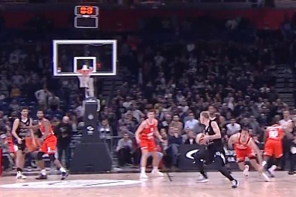 KECMAN GLEDA IZ PRVOG REDA I NE VERUJE: Pogledajte još jednom trojku Jaramaza za pobedu koja će biti na TV špicama!