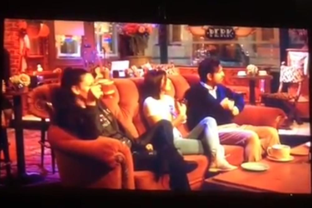 KIJA KOCKAR I KAĆA ŽIVKOVIĆ U AMERICI POPILE KAFU SA LEGENDARNOM FIBI BUFE! Hvale se zbog HOLIVUDSKE GLUMICE