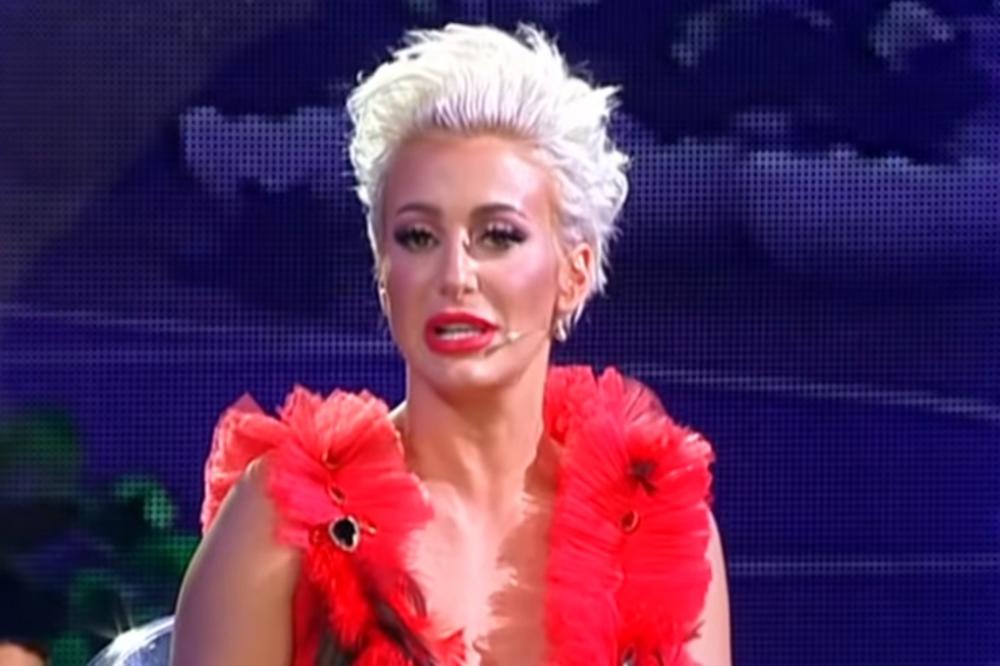 DUŠICA JAKOVLJEVIĆ SLUČAJNO OSTAVILA OTVORENU KAPIJU: kada se okrenula zatekla je ovaj prizor!