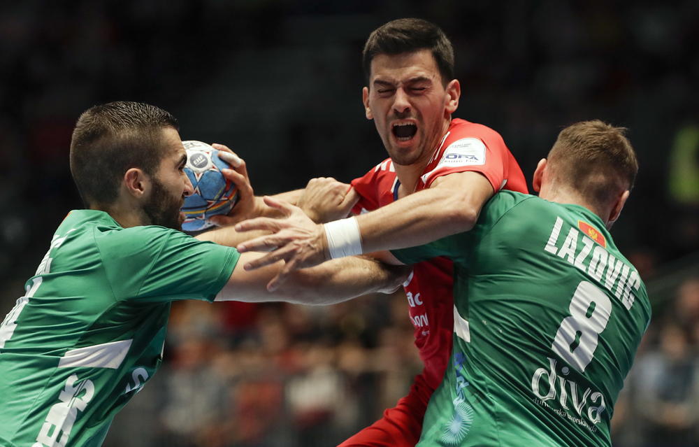 Vuk Lazović (skroz desno)