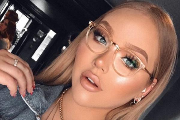 NAJPOZNATIJA RIBA SA INSTAGRAMA JE ZAPRAVO MUŠKARAC! Šokirala svojim PRIZNANJEM, njen verenik ne zna za SEBE