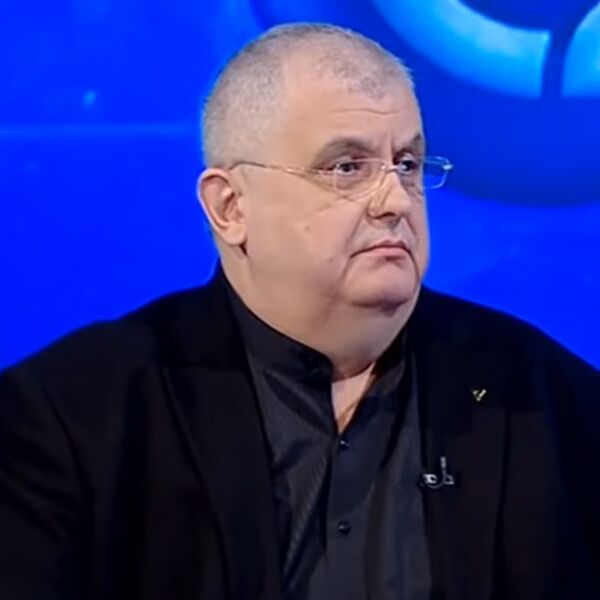 ČANAK JE LEGENDA! Prvo je učestvovao na izborima, onda je pukao kao lajsna, a sad traži da se raspišu novi izbori?!