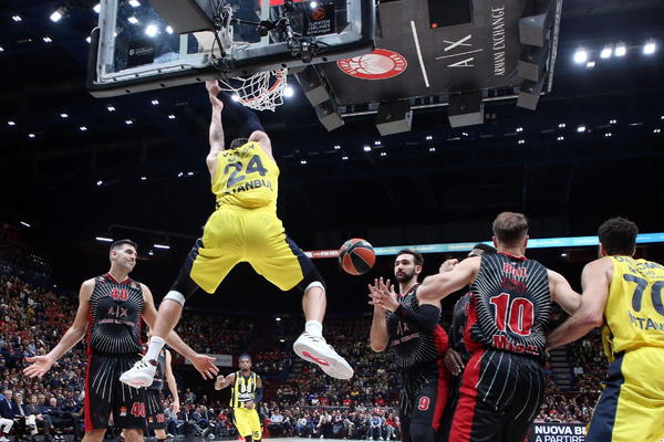 JAN VESELI NAPUSTIO FENERBAHČE! Pritom uputio poruku navijačima: "Veoma mi je teško da napišem ove reči..."