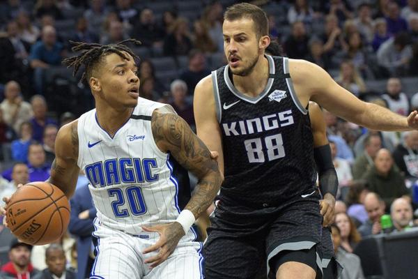 UZALUD 8 TROJKI I 34 POENA: Ono kad ostvariš rekord karijere, a razočaran si!