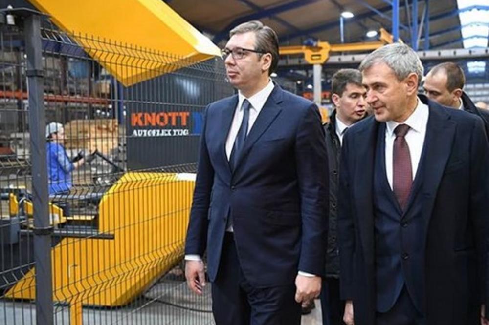 VUČIĆ U BEČEJU: Otvoren NOVI POGON, veliki broj GRAĐANA dočekao PREDSEDNIKA, on PORUČIO BITNU STVAR u vezi KORAĆA