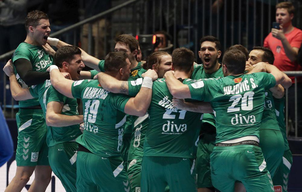 RSCG kaže da nije namerno izabrana zelena boja dresova da bi se provocirali Srbi