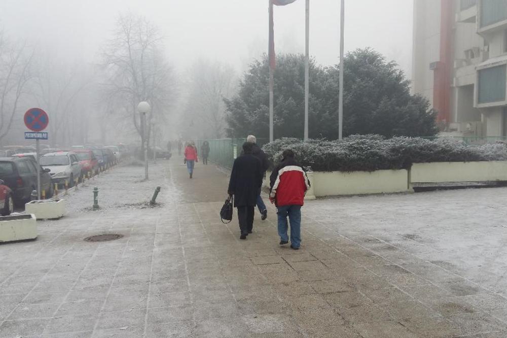 STRAŠNE SLIKE IZ NAJZAGAĐENIJEG GRADA U SRBIJI: Stotine građana se žale kako NE MOGU DA DIŠU! (FOTO)