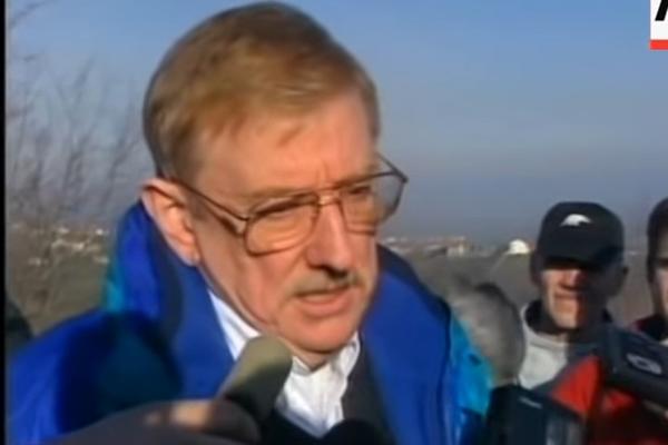 OVAJ ČOVEK NE STAJE: Voker poziva ALBANCE da se UJEDINE kako bi ojačali uticaj na zapadu