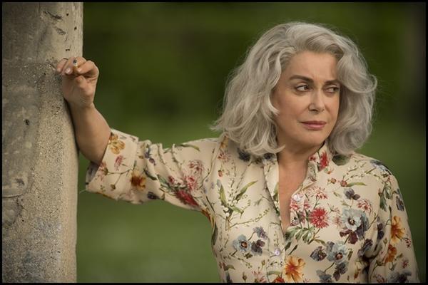 KATRIN DANEV I KJARA MASTROJANI ZAJEDNO U FILMU KLER DARLING