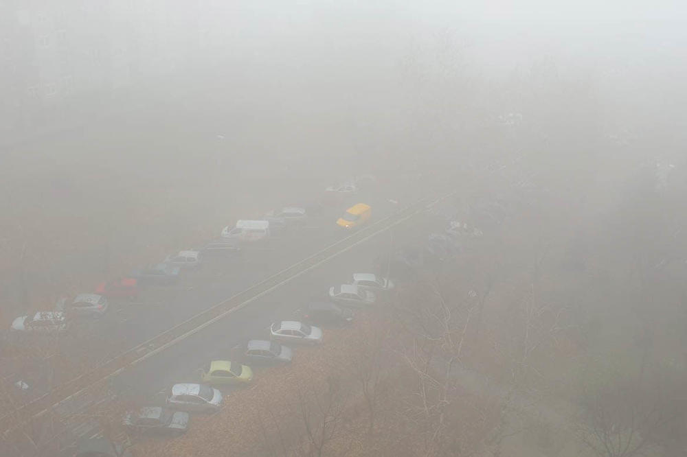 UPOZORENJE AMSS: Magla i kiša otežavaju saobraćaj, na JEDNOM prelazu čeka se i do 5 sati!