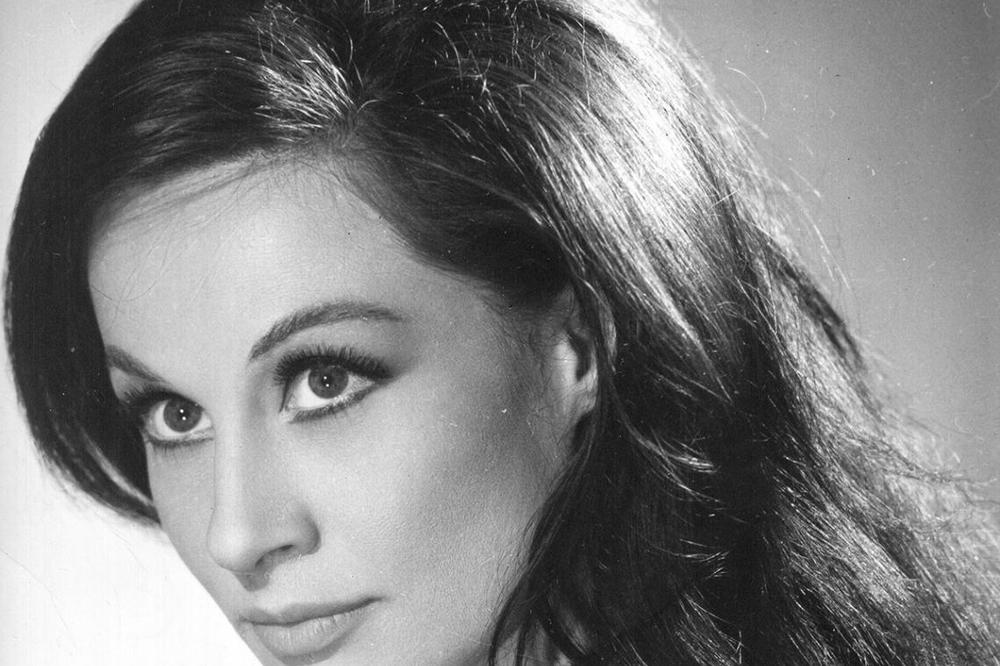 U DEVETOJ DECENICIJI DOSTIGLA JE VRHUNAC SLAVE, A ONDA SE SVE PREOKRENULO: Prodavala je NAMEŠTAJ da plati struju!