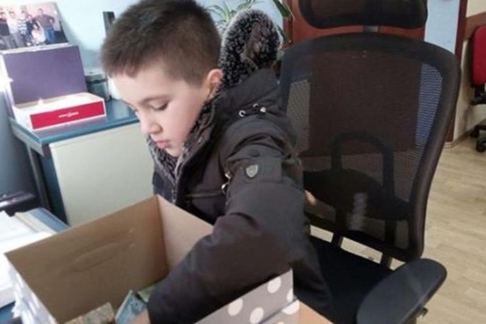 OVAJ MALI HEROJ JE SVOJ ROĐENDANSKI POKLON ODNEO BOLESNOJ DECI: Strahinja ima 8 godina, a već je HEROJ!