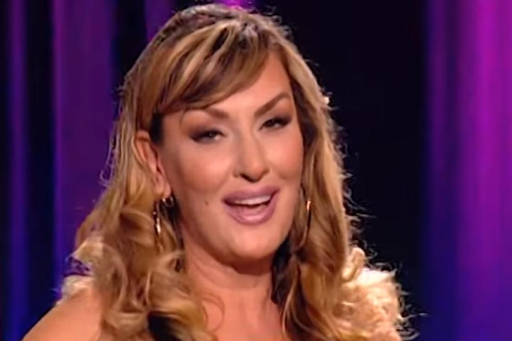 SNEKI UGRADILA SILIKONE?! Jedan detalj na fotografiji je ODAO! Pogledajte sami i SVE ĆE VAM BITI JASNO (FOTO)