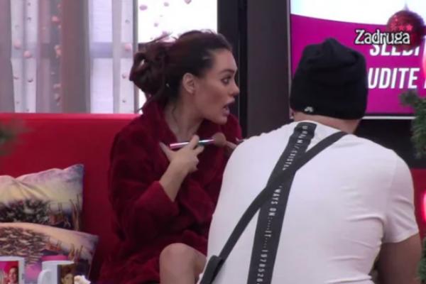 MENSUR I ANA KORAĆ SE NE ODVAJAJU JEDNO OD DRUGOG! Davidu i Mini će pasti mrak na oči kada vide ovu scenu