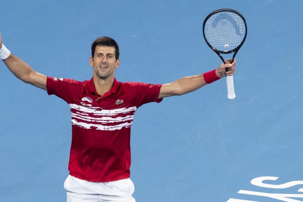 ĐOKOVIĆ JE NAJKOMPLETNIJI TENISER NA SVETU: Želi da bude kao Srbin, ali Rodžer Federer...