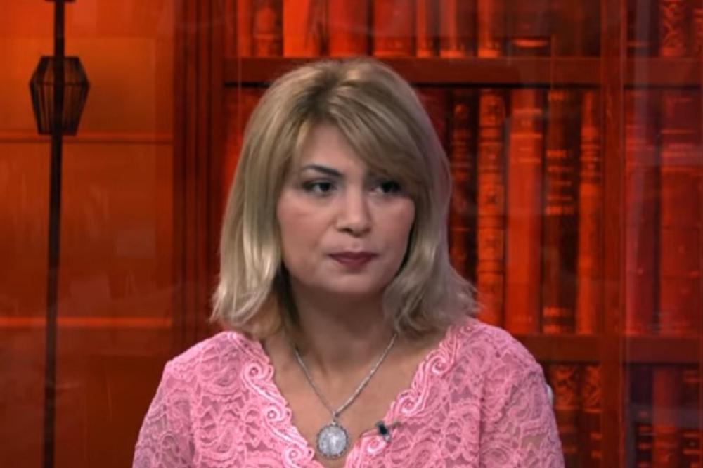 KAO MAJKA NISAM SMELA DA JOJ DAM DA ME MALTRETIRA! Napeto u studiju, Sadija na ivici suza pričala o SKANDALU