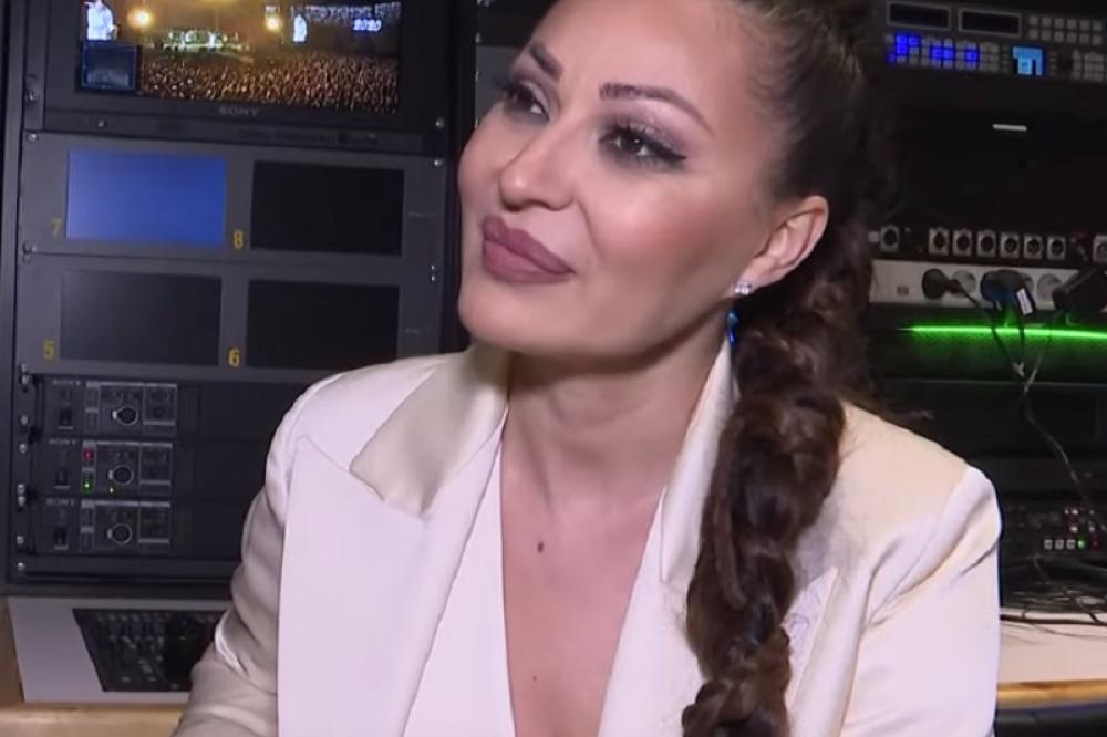 NEĆETE VEROVATI KOLIKO KAMERA ČUVA RAŽNATOVIĆE: Ceca objavila SLIKU iz vile na Dedinju, niko joj ništa ne može!