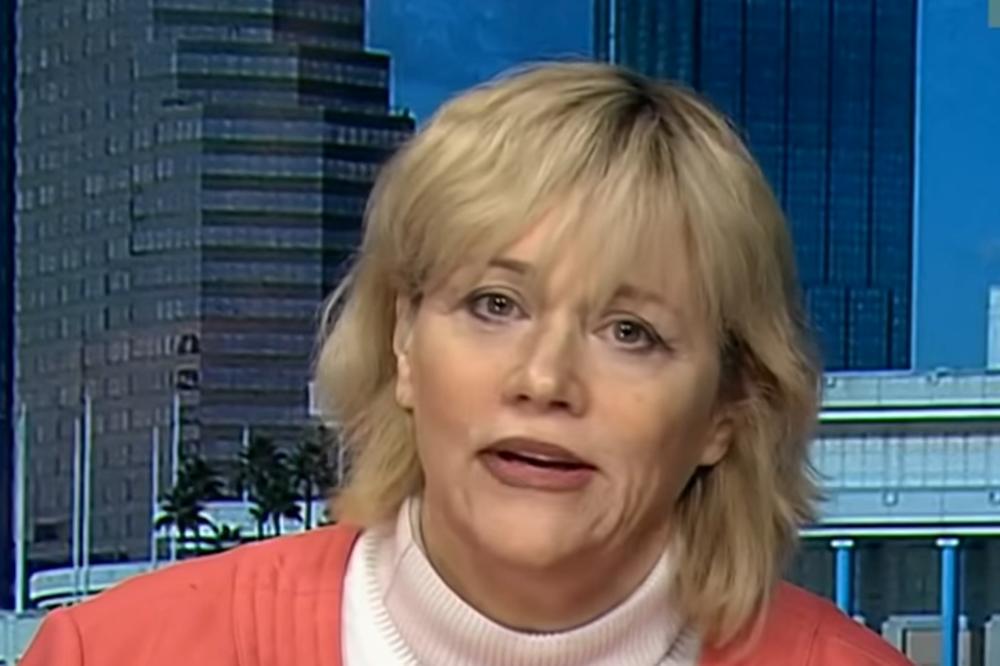 MEGAN JE POCEPALA KRALJEVSKU PORODICU KAO TORNADO: Njena sestra je OGORČENA