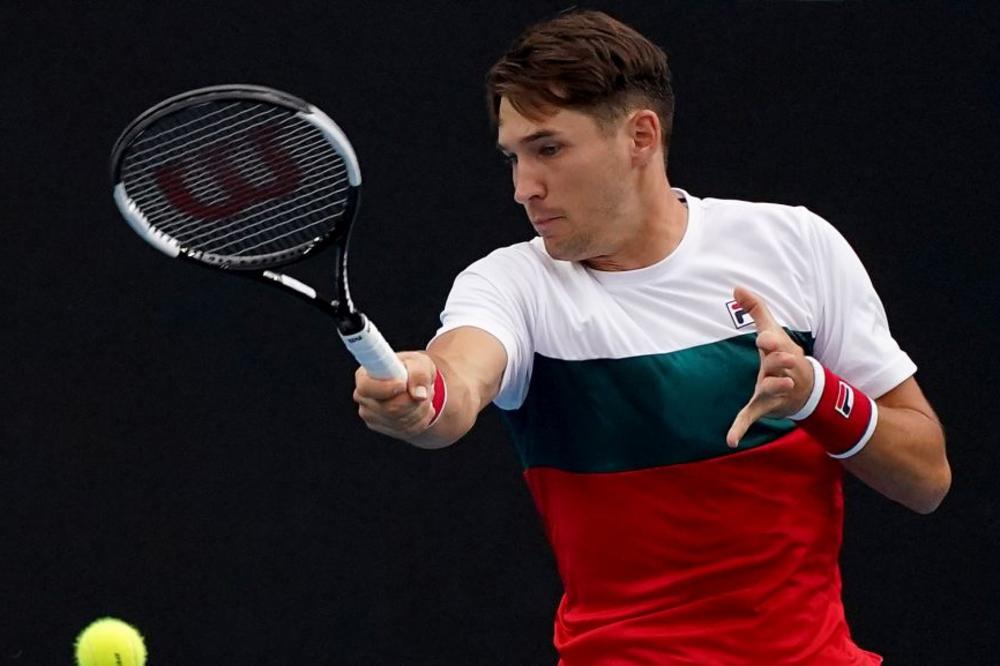 ODLIČAN POČETAK: Lajović pobedio u dramatičnom meču